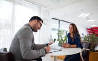 Segundo estudos, aparência pode impactar entrevista de emprego